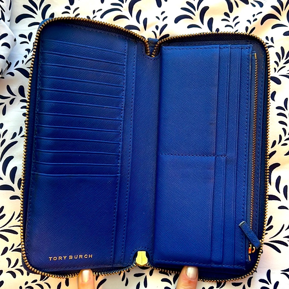 TORY BURCH ROYAL BLUE WALLET